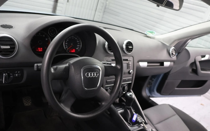 Audi A3 cena 25400 przebieg: 133000, rok produkcji 2008 z Kowal małe 137